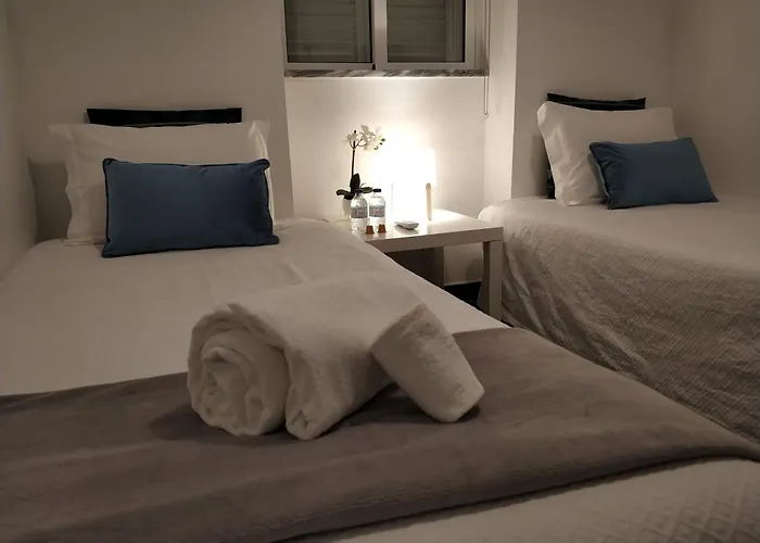 Sleep&Go Faro Airport Guest House